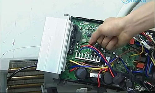 阿图什美的空调电话是多少